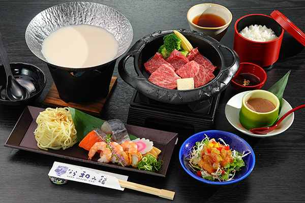 海鮮白湯ラーメンと鉄板焼肉御膳